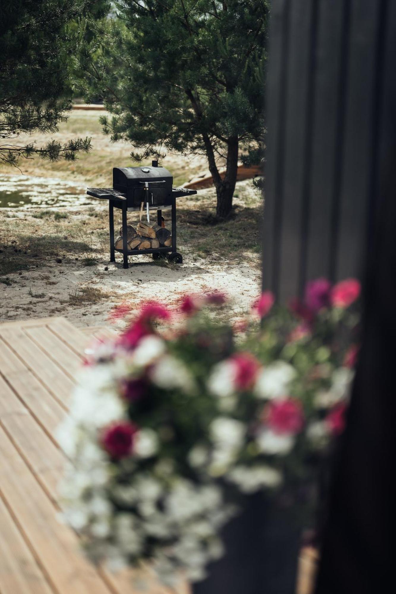 Atputas Komplekss Pazust Priedes - Sunset House Bernāti Εξωτερικό φωτογραφία